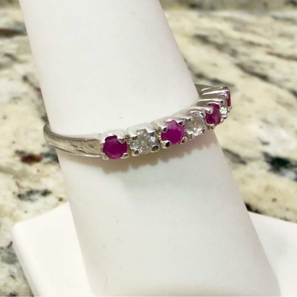 0.51 ct. Genuine Ruby & White Topaz 925 
Size 8